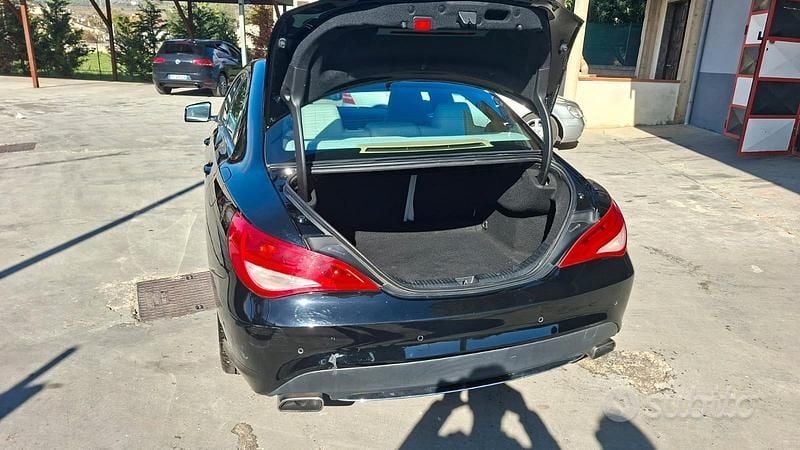 Usata Mercedes CLA200 135 CV (99 kW) 2015 Nero Berlina
