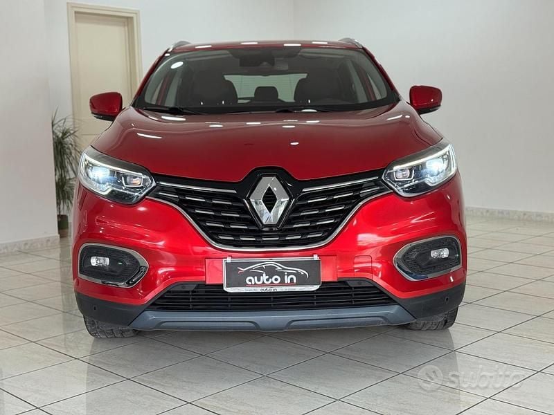 Usata Renault Kadjar Techno 115 CV (84 kW) 2022 Rosso SUV