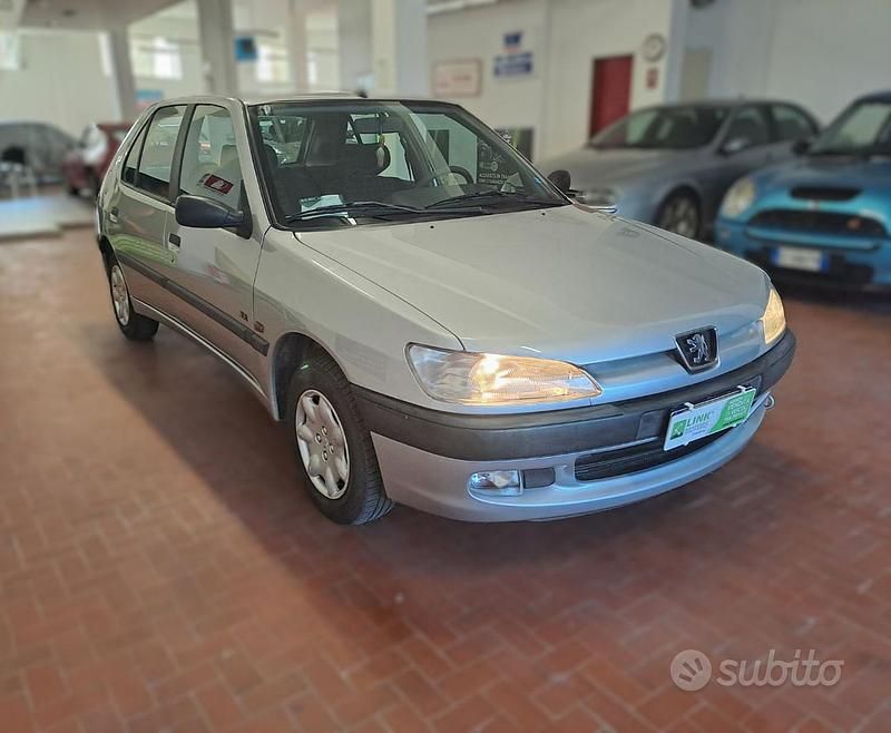 Usata Peugeot 306 75 CV (55 kW) 1997 Grigio Berlina