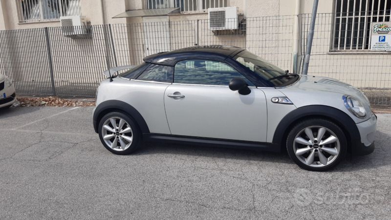 Usata Mini Coupé 143 CV (105 kW) 2012 Coupé