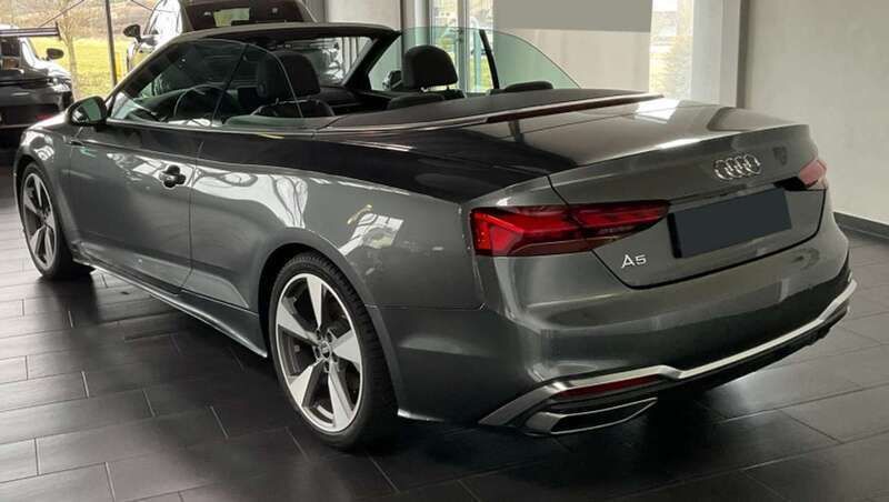 Usata Audi A5 Cabriolet S-Line 204 CV (150 kW) 2024 Grigio Cabrio