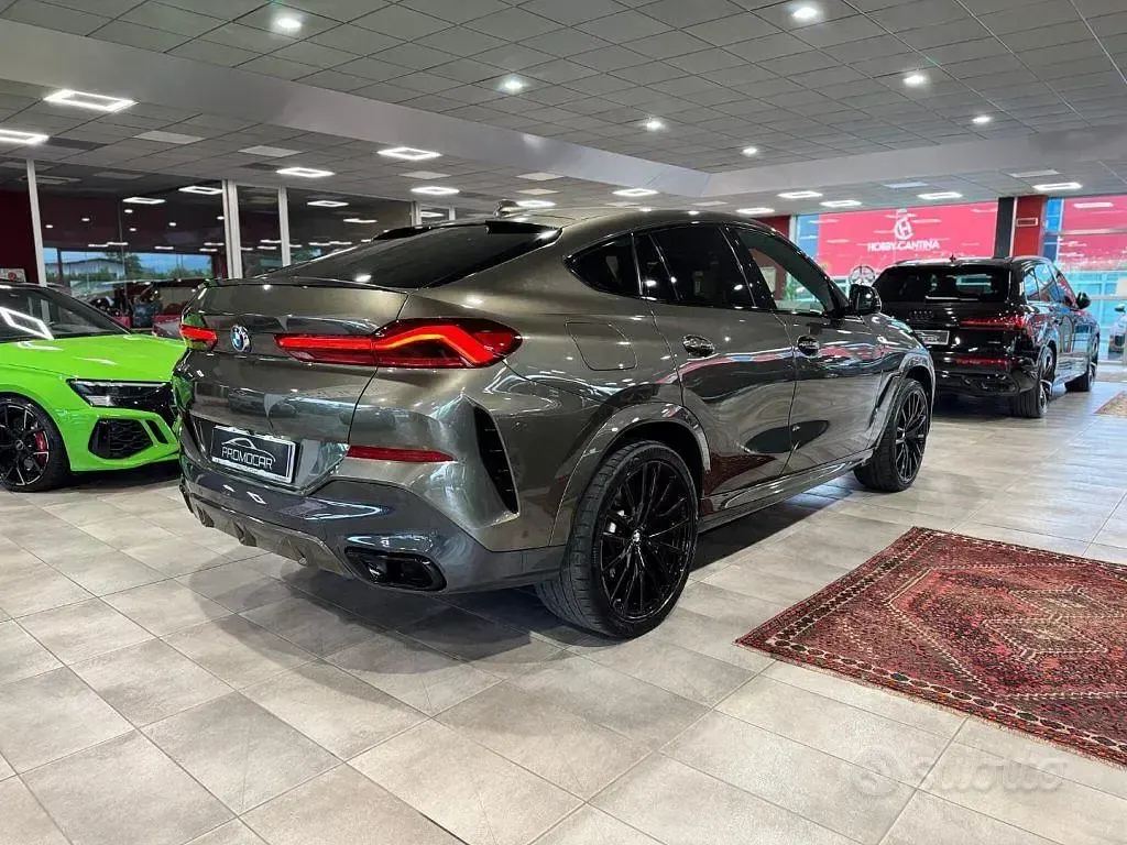 Usata BMW X6 M Sport 286 CV (210 kW) 2023 Grigio SUV