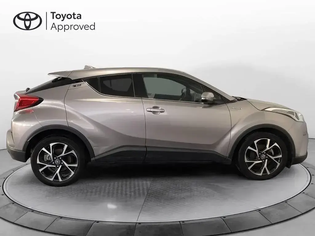 Usata Toyota C-HR Trend 122 CV (89 kW) 2019 Grigio SUV