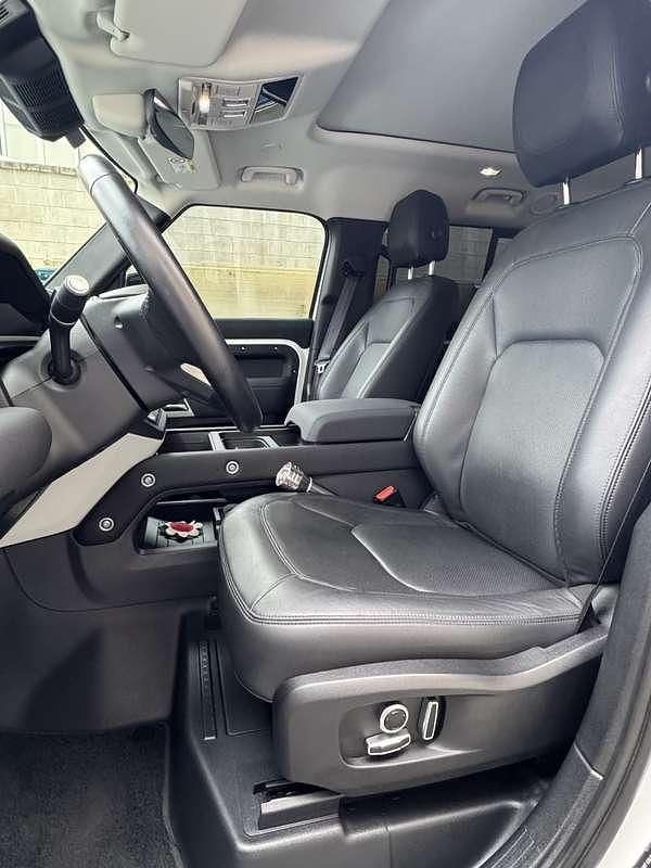 Usata Land Rover Defender SE 249 CV (183 kW) 2023 SUV