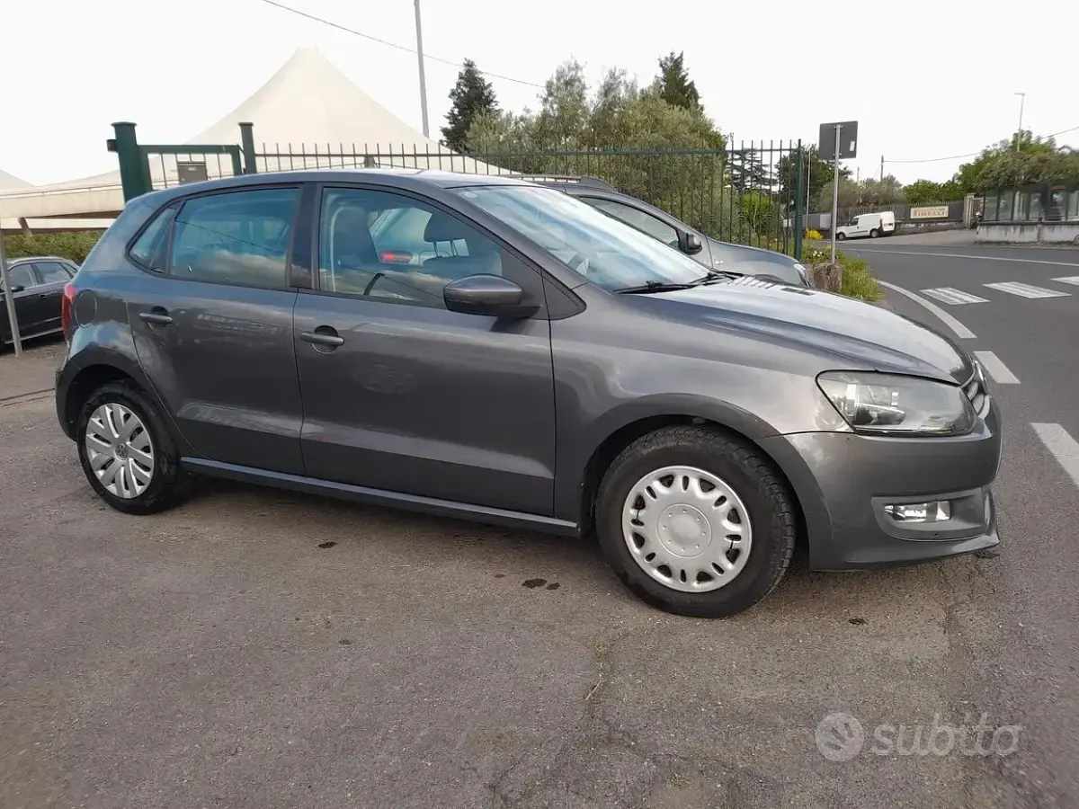 Usata VW Polo Comfortline 86 CV (63 kW) 2010 Grigio Utilitaria