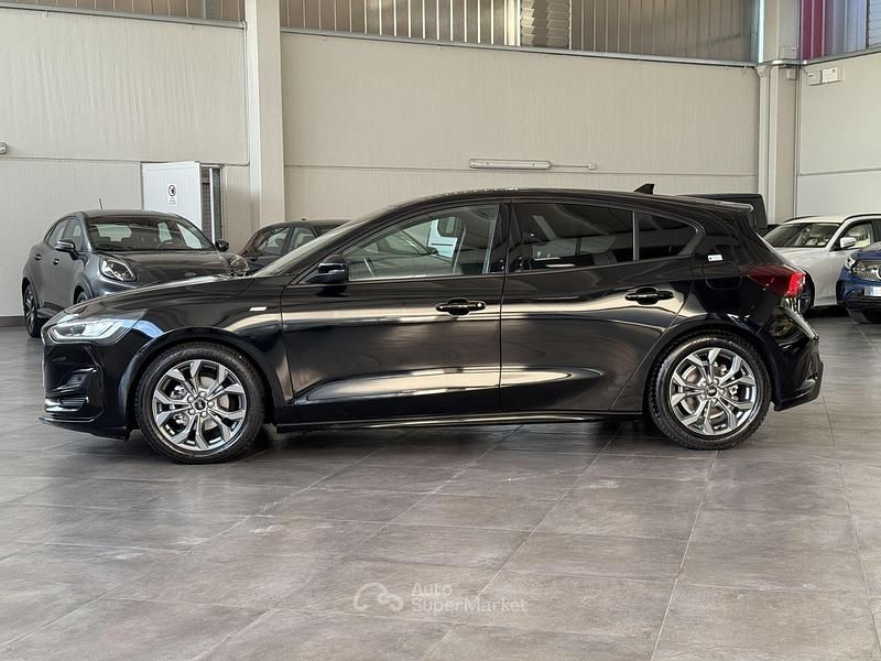 Usata Ford Focus ST-Line 116 CV (85 kW) 2025 Nero Utilitaria