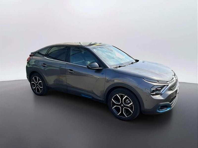 Usata Citroën e-C4 Shine 100 kW (136 CV) 2023 Grigio scuro Berlina