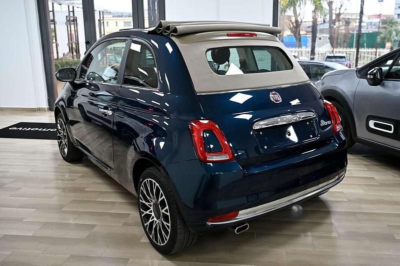 Usata Fiat 500C Dolcevita 71 CV (52 kW) 2023 Bleu dipinto di bleu Cabrio