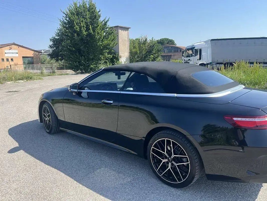 Usata Mercedes E220 Premium Plus 194 CV (142 kW) 2020 Cabrio