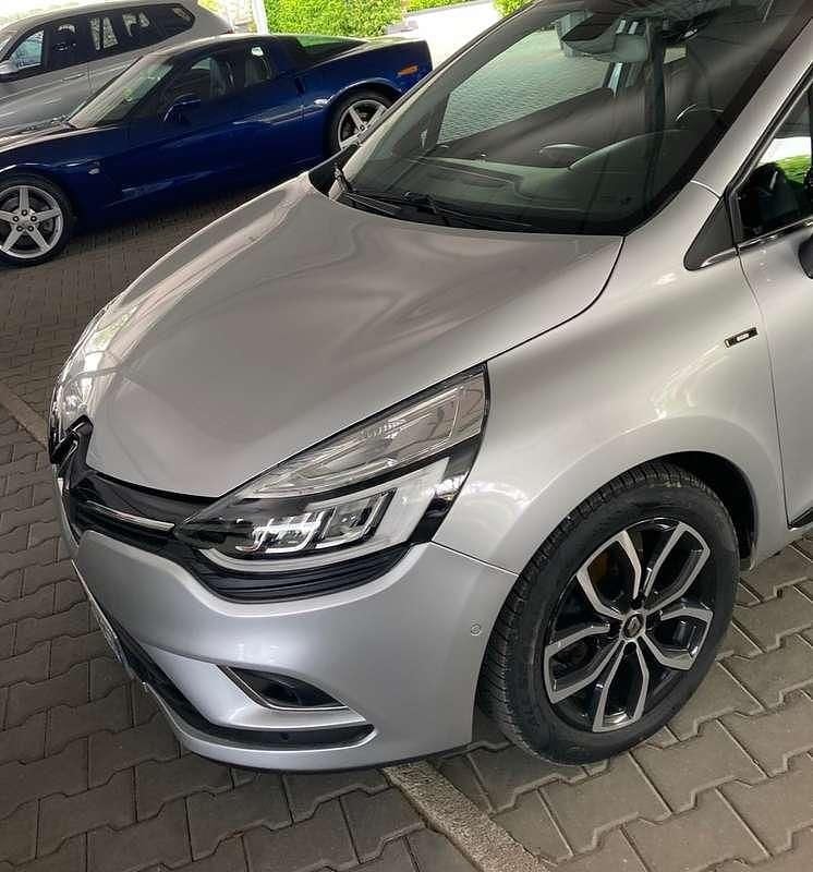 Usata Renault Clio IV Zen 90 CV (66 kW) 2019 Grigio Berlina