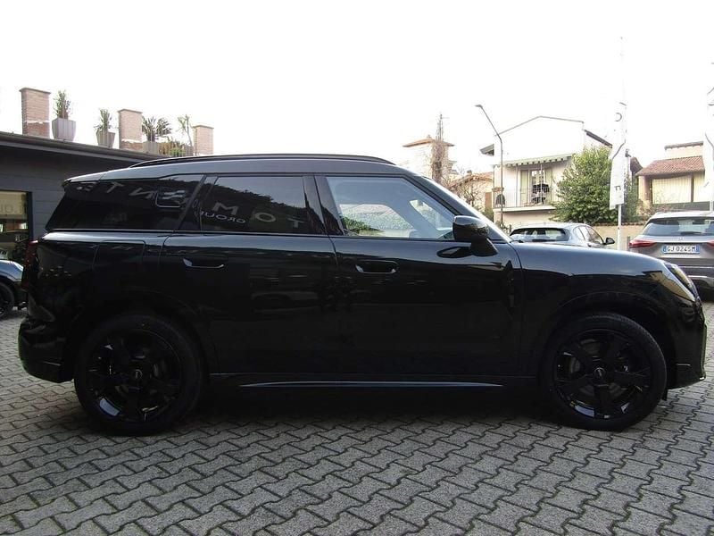 Usata Mini John Cooper Works Countryman 156 CV (114 kW) 2025 Midnight schwarz SUV