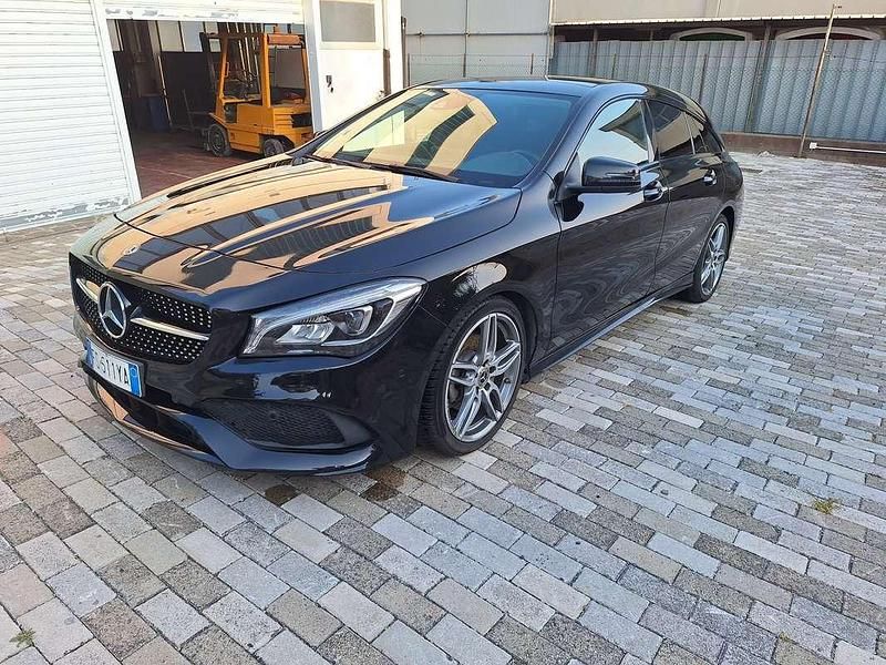 Usata Mercedes CLA200 Shooting Brake Night 136 CV (100 kW) 2018 Station wagon