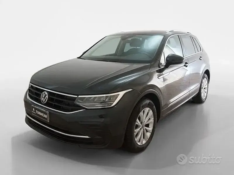 Usata VW Tiguan Life 150 CV (110 kW) 2020 Grigio SUV