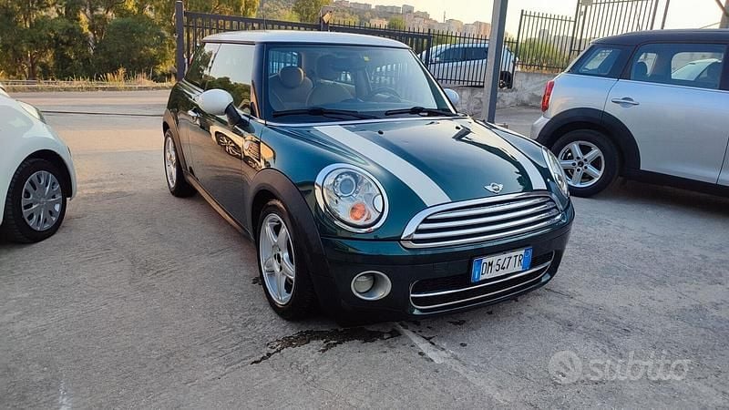 Usata Mini Cooper Coupé 108 CV (79 kW) 2009 Verde Coupé