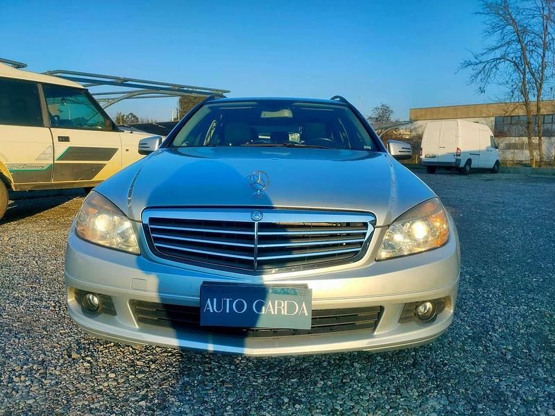 Usata Mercedes C220 Elegance 170 CV (125 kW) 2009 Argento Station wagon