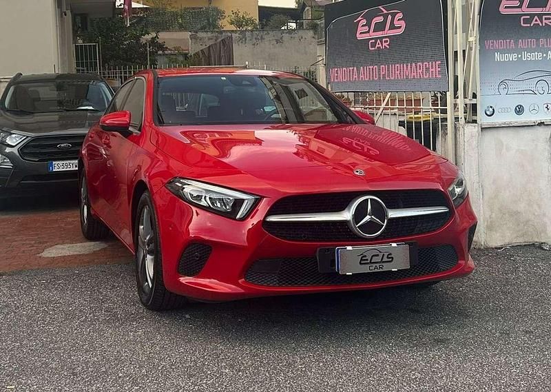 Usata Mercedes A200 163 CV (119 kW) 2018 Rosso Berlina