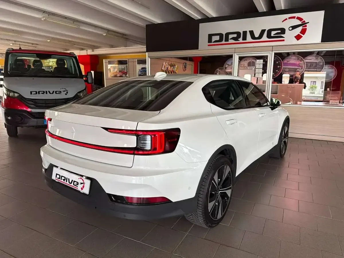 Usata Polestar 2 Long Range Single Motor 80 kW (109 CV) 2023 Bianco Utilitaria