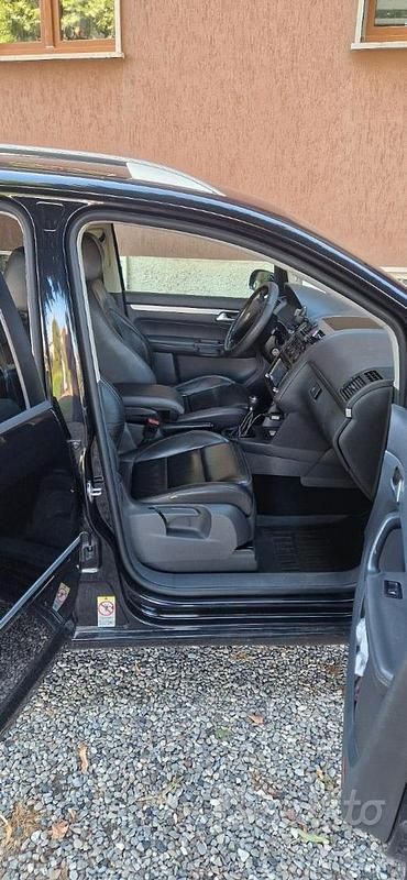 Usata VW Touran 2009 Nero Monovolume