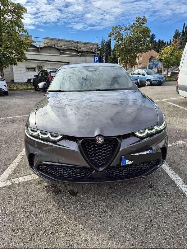 Usata 2022 Alfa Romeo Tonale Edizione Speciale SUV | 27.000 € (Buon prezzo) - Immagine 1/4