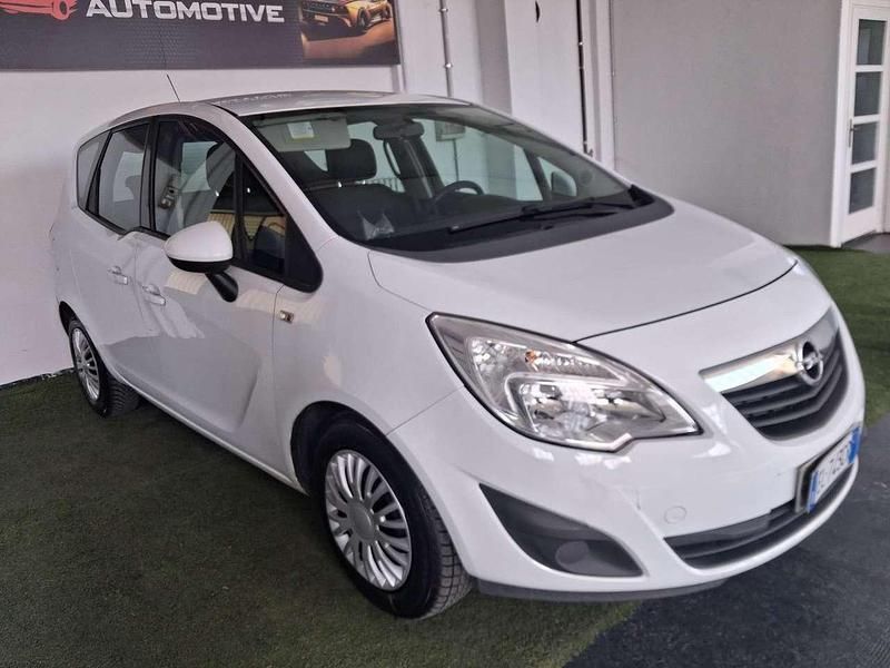 Usata Opel Meriva 101 CV (74 kW) 2011 Bianco Monovolume