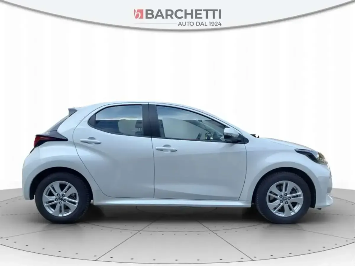 Usata Mazda 2 116 CV (85 kW) 2023 Bianco Utilitaria