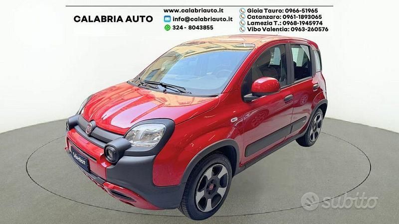 Usata Fiat Panda Red 70 CV (51 kW) 2023 Rosso Utilitaria