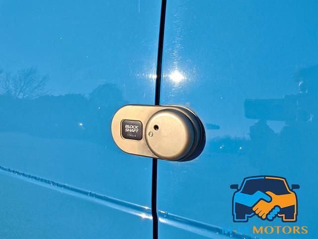 Usata VW Caddy 2011 Azzurro Monovolume