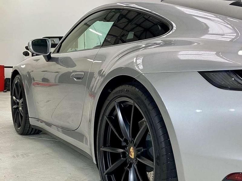 Usata Porsche 911 Carrera Chrono 385 CV (283 kW) 2020 Argento Coupé