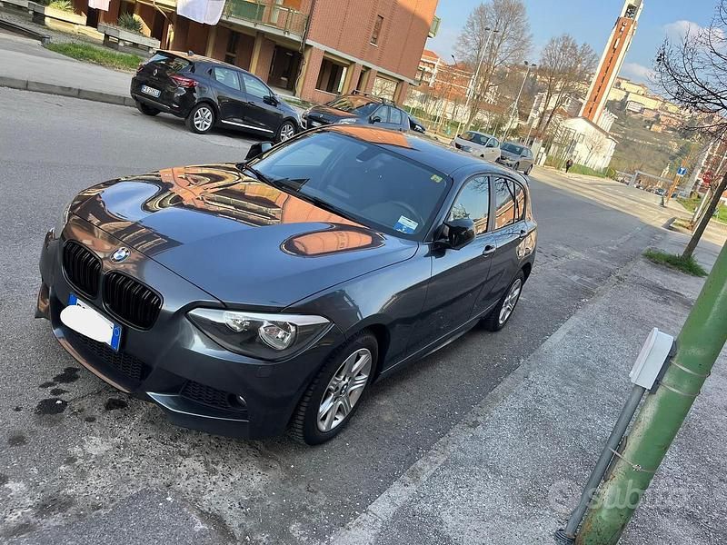 Begagnad BMW 118 M Sport 143 HK (105 kW) 2013 Blå Halvkombi