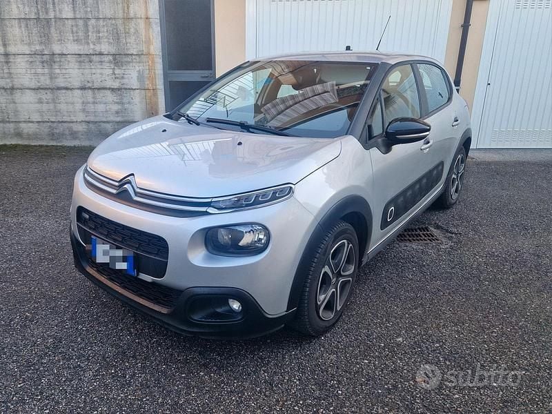 Grigio Usata 2017 Citroën C3 Due volumi | 9000 € (Buon prezzo) - Immagine 1/4