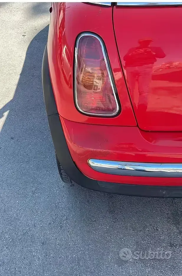 Usata Mini Cooper 116 CV (85 kW) 2002 Rosso Utilitaria