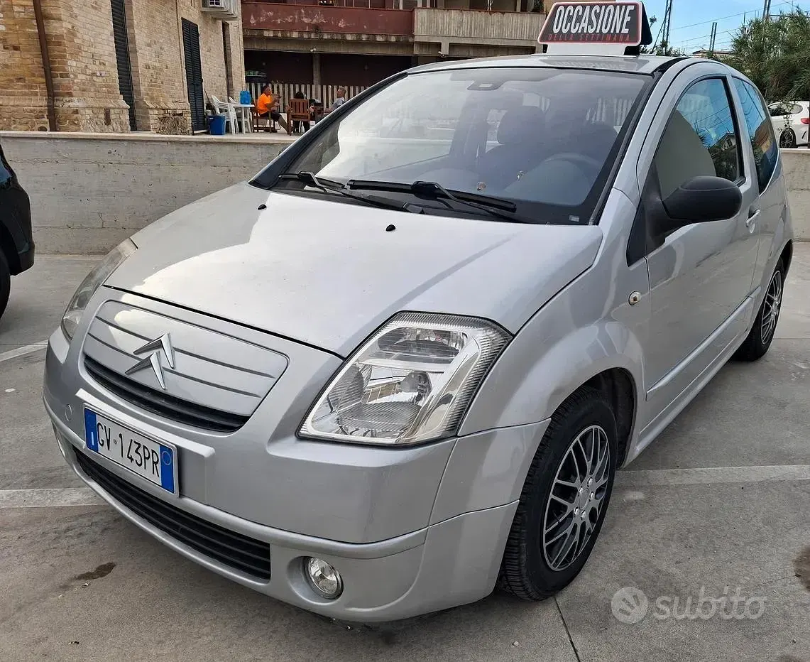 Usata Citroën C2 Elegance 68 CV (50 kW) 2005 Grigio Utilitaria