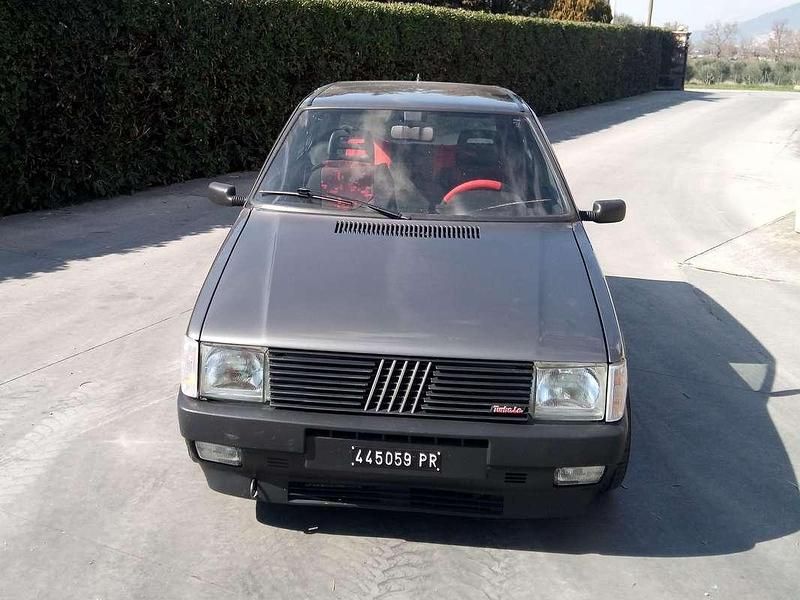 Usata Fiat Uno 105 CV (77 kW) 1985 Grigio Utilitaria