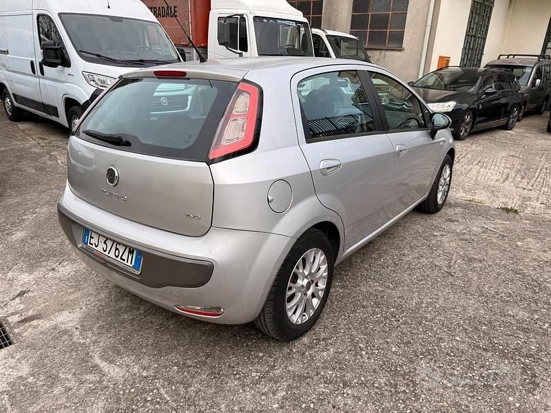 Usata Fiat Punto Evo 129 CV (94 kW) 2011 Grigio Utilitaria