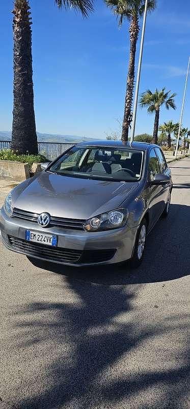 Usata VW Golf VII Comfortline 105 CV (77 kW) 2012 Berlina