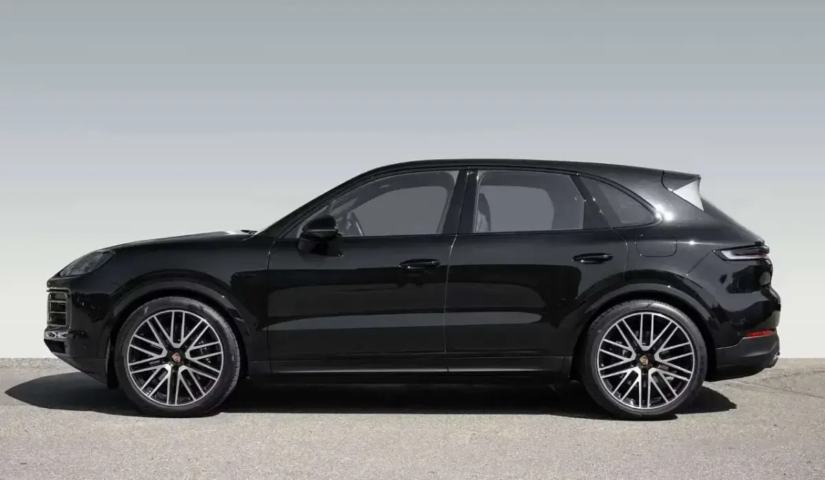 Usata Porsche Cayenne 354 CV (260 kW) 2025 Nero SUV