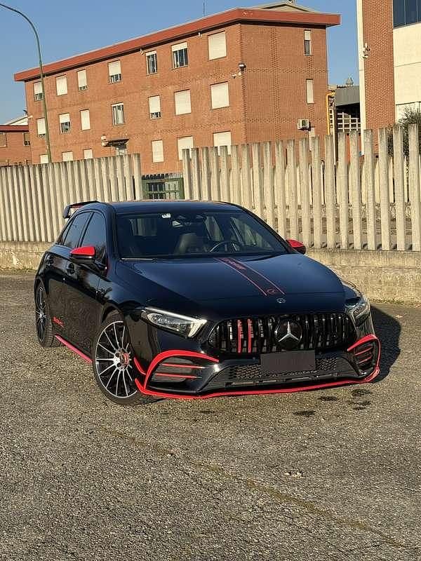 Nero Usata 2019 Mercedes A35 AMG AMG Berlina | 36.000 € (Buon prezzo) - Immagine 1/4