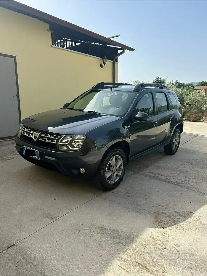 Usata Dacia Duster 109 CV (80 kW) 2014 Nero SUV