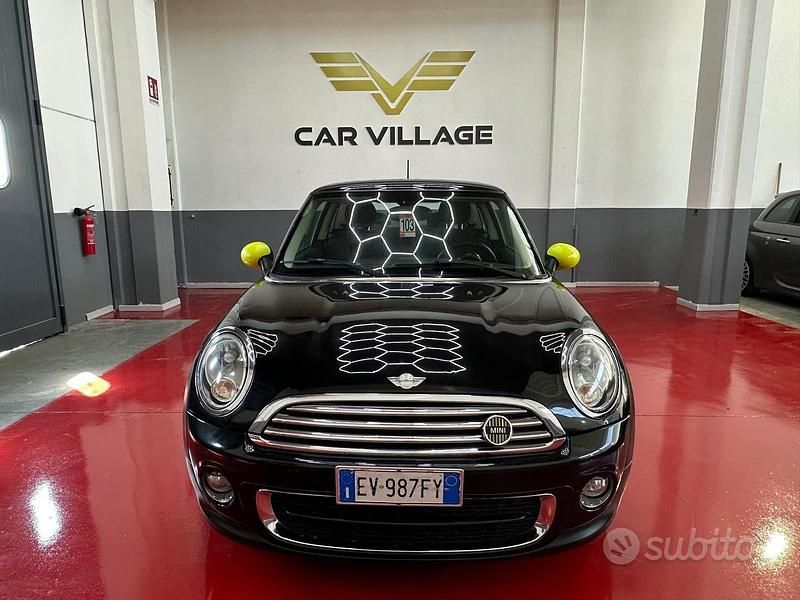 Usata Mini One D 90 CV (66 kW) 2014 Nero Utilitaria