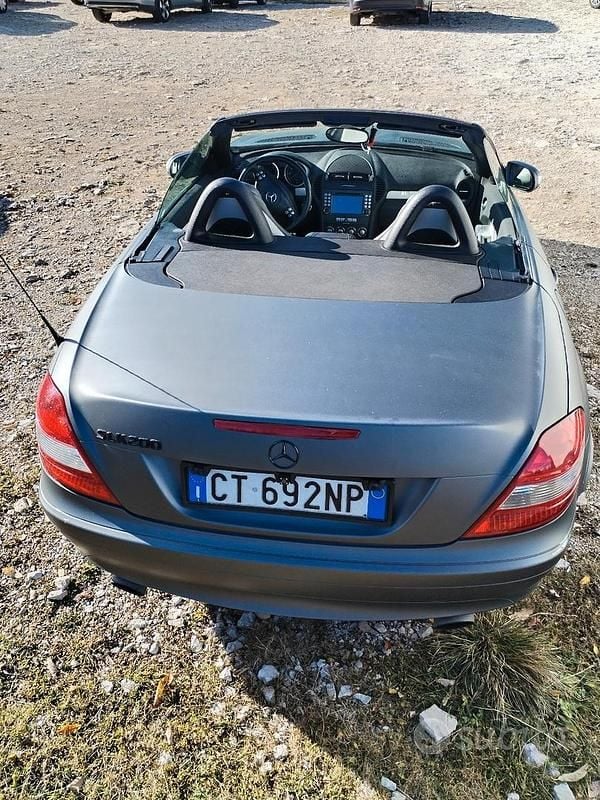 Usata Mercedes SLK200 2004 Grigio Cabrio