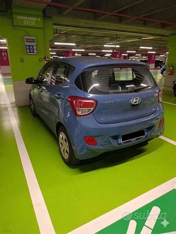 Begagnad Hyundai i10 69 HK (50 kW) 2014 Blå Halvkombi
