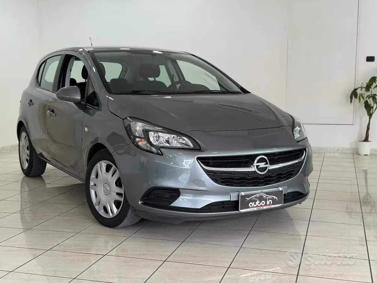Usata Opel Corsa 69 CV (50 kW) 2018 Grigio Utilitaria
