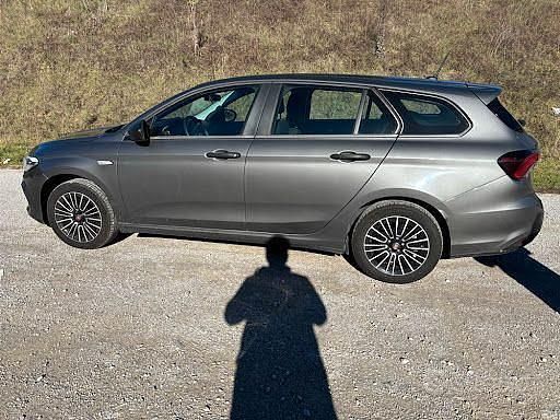 Usata Fiat Tipo Wagon 131 CV (96 kW) 2022 Marrone Station wagon