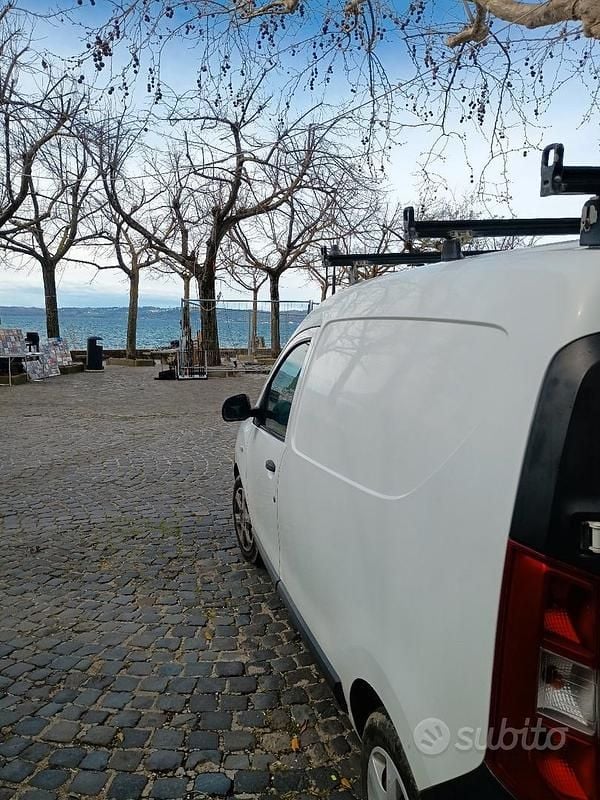 Usata Dacia Dokker 75 CV (55 kW) 2015 Bianco Monovolume