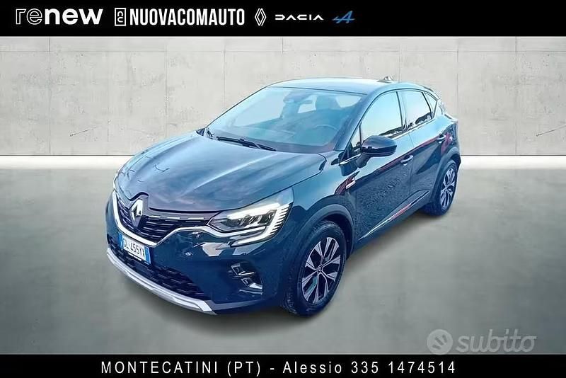 Begagnad Renault Captur Intens 101 HK (74 kW) 2023 Grå SUV