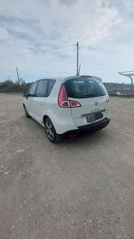 Usata Renault Scénic III Dynamique 110 CV (80 kW) 2011 Monovolume