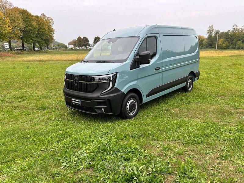Nuova Renault Master 150 CV (110 kW) 2026 Blu Berlina