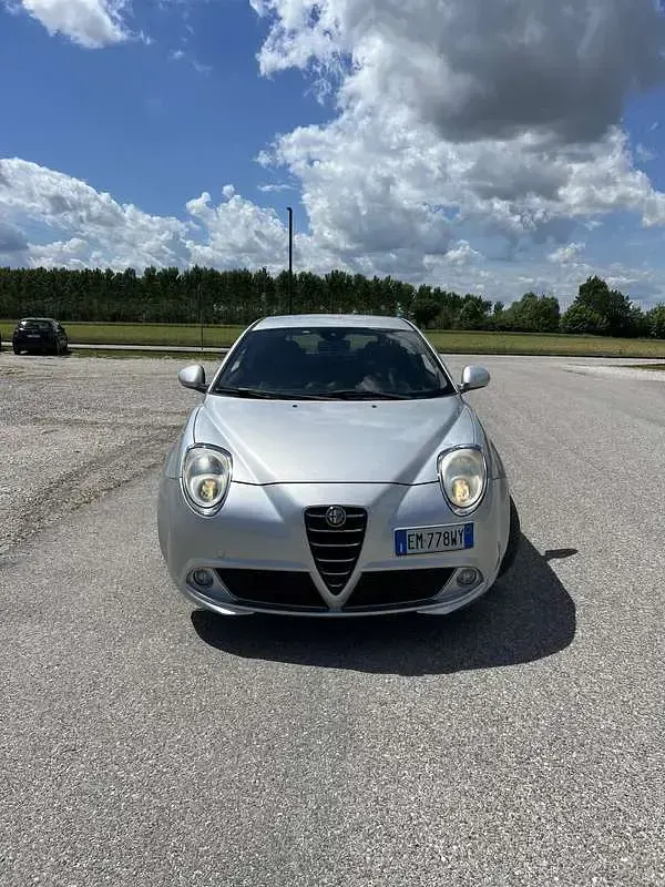Usata Alfa Romeo MiTo 84 CV (61 kW) 2012 Utilitaria