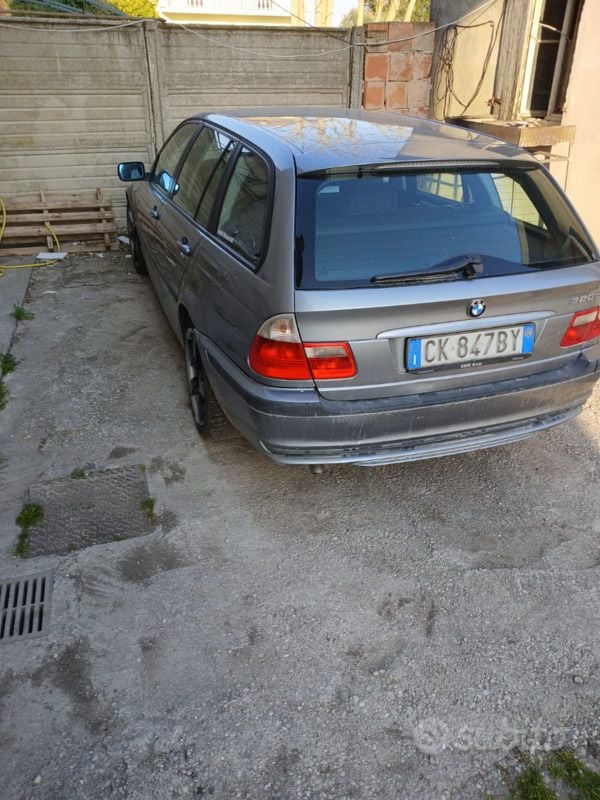 Usata BMW 320 150 CV (110 kW) 2004 Grigio Station wagon