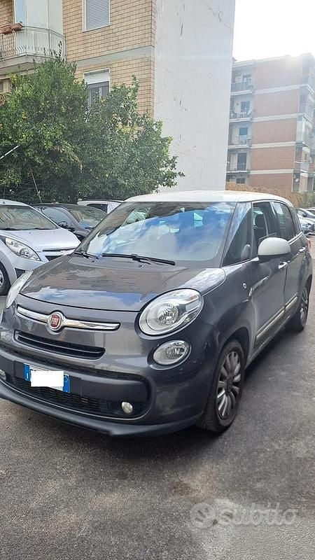 Usata Fiat 500L Living 120 CV (88 kW) 2016 Grigio Monovolume